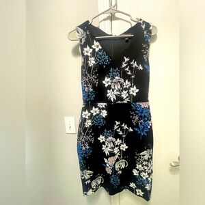 Banana Republic Black stretchable floral  formal dress.